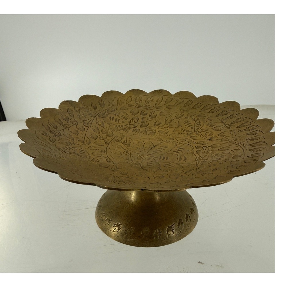 Vintage Etched Brass Pedestal Bowl Scalloped Edge Floral Footed Candy Fruit Dish